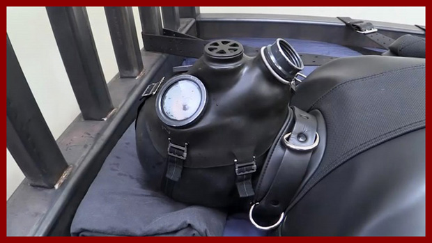 rubber gas mask 