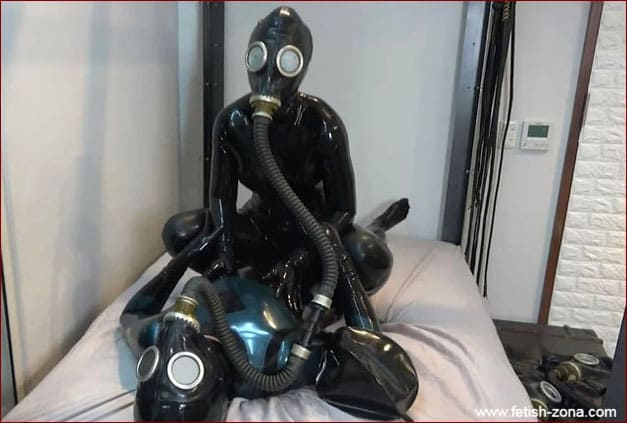Breathing games in gas masks from Japanese couple - FULL HD 1080 (Hinako Bondage Clinic)