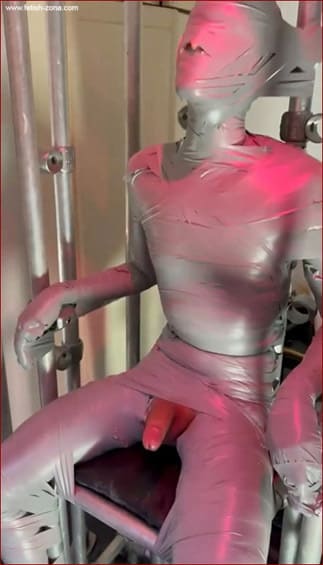 Amateur – Orgasm and extreme breathplay in original bandage for man - MP4